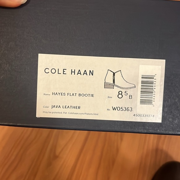 Cole Haan Hayes Flat Bootie. Brown leather. Size 8.5. - Picture 10 of 11